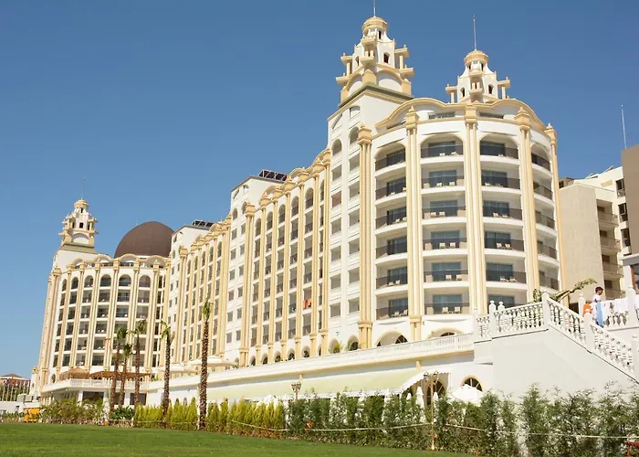 J'Adore Deluxe Hotel & Spa Ultra All Inclusive Side
